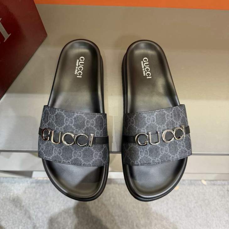 Picture of Gucci Slippers _SKUGuccisz38-45mnq02102406